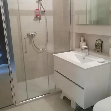 Apartment Conciergerie Bianca *
